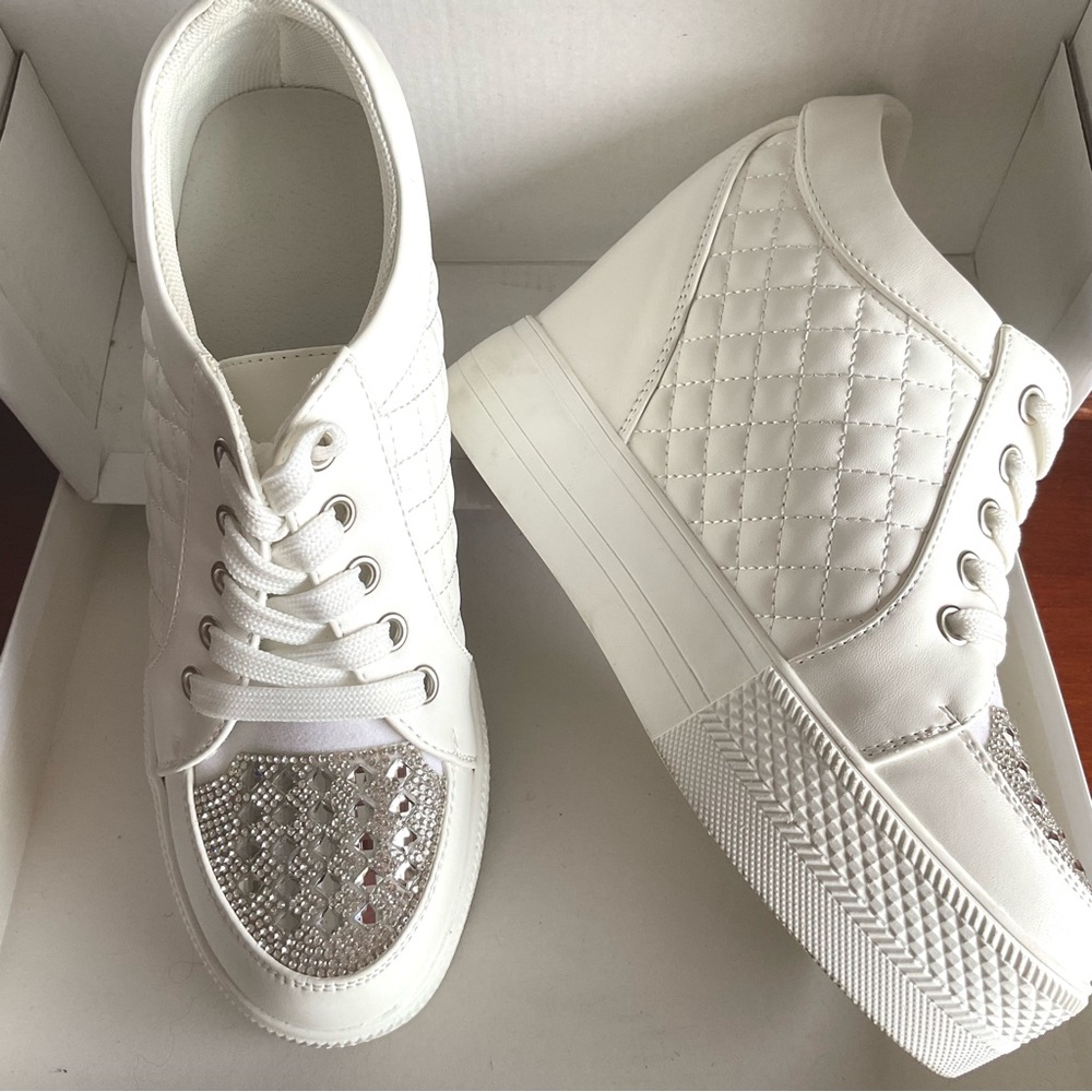 Quilted 4” Wedge White Sneakers with Bling Accents sz US 7.5